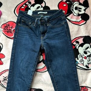 Levi skinny jeans